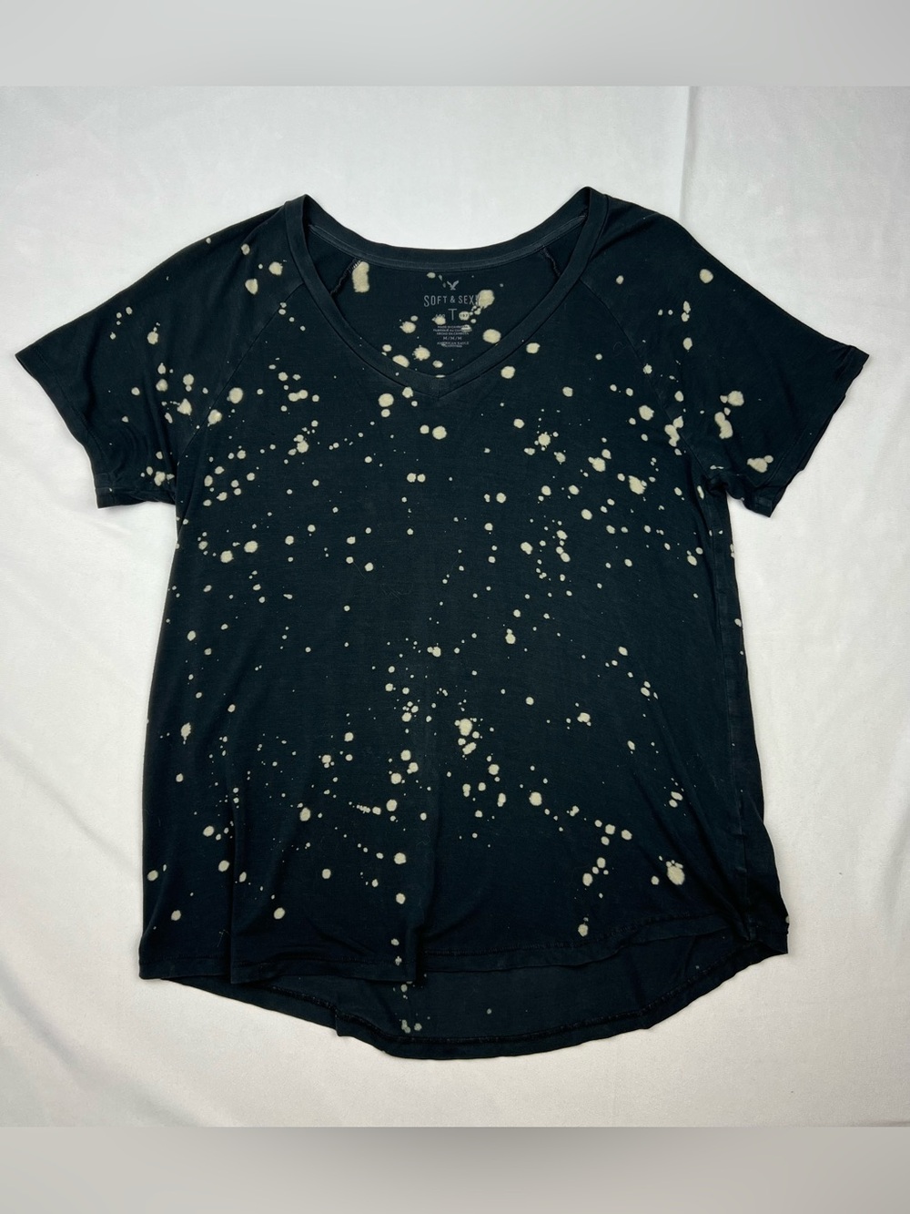 AE American Eagle Soft & Sexy Black Bleach Splattered T-Shirt - Size Medium